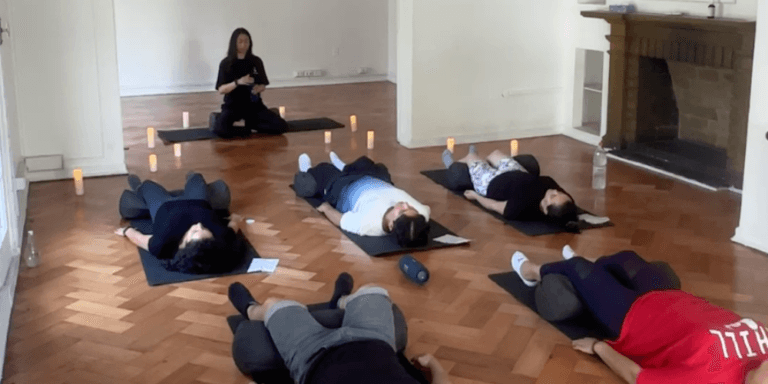 Clase de Yoga